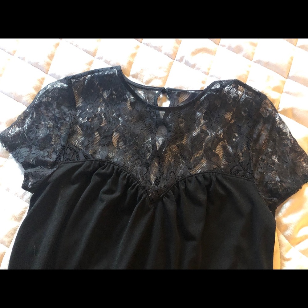 Black Express going out top, size xs